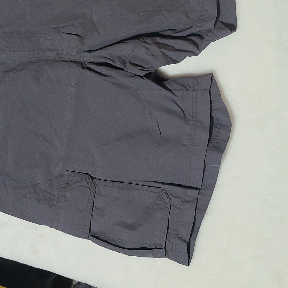 REI Mens Shorts - Picture 6 of 8